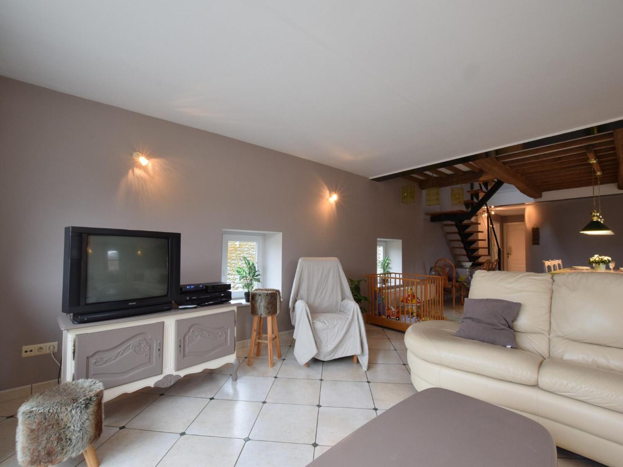 Magnificent Holiday Home In Libin With Barbecue Exteriör bild